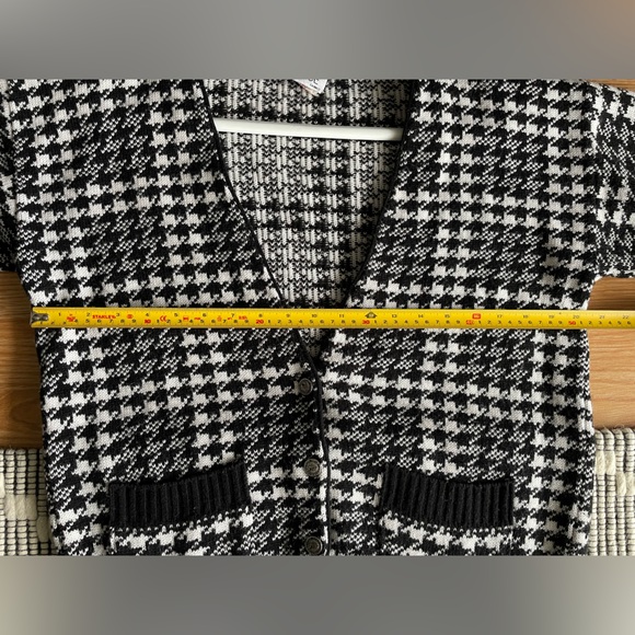 Vintage Cardigan - Picture 5 of 5
